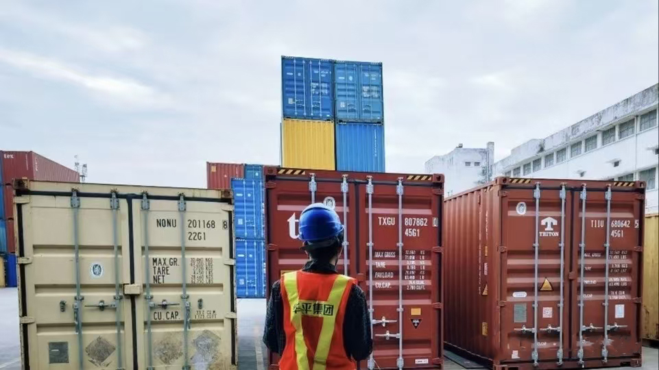 華平倉(cāng)儲(chǔ)運(yùn)輸清關(guān)一站式服務(wù)